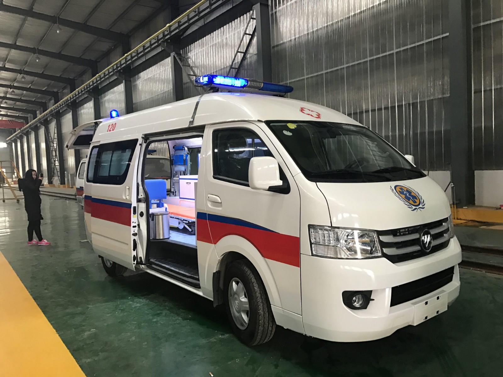 青冈县救护车转院