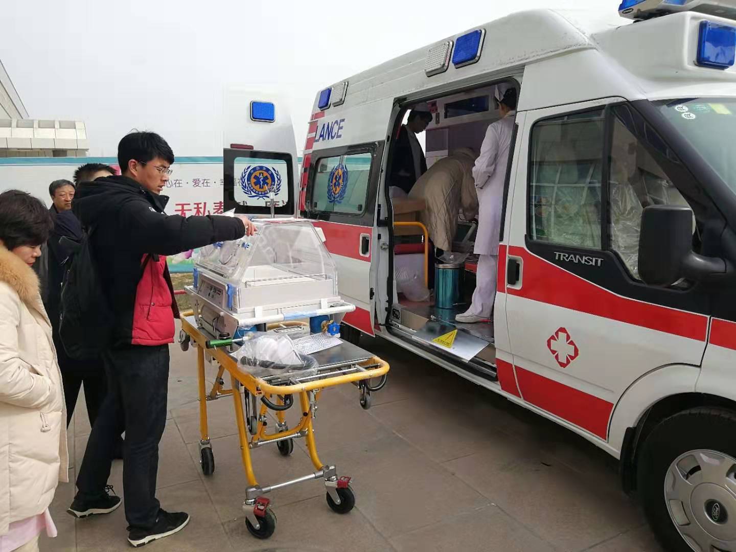 青冈县救护车转院